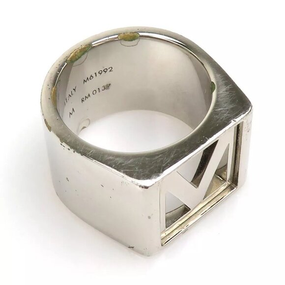 Auth LOUIS VUITTON V Square Ring Silver Metal - Picture 4 of 16